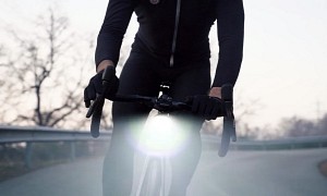 Focus Bike Light Is as Powerful as Your Car's Headlights, Can Put Out 5,000 Lumens