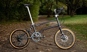 Foldable Vello Gravel Bike Looks Built on the "If It Works, It Isn't Stupid" Principle