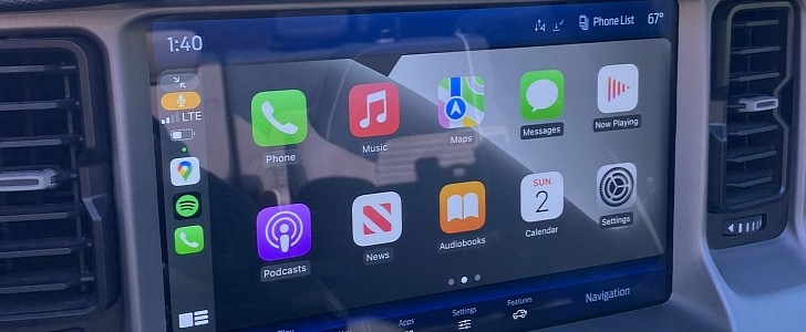 Ford Bronco and F-150 to get full-screen Apple CarPlay via Power-Up OTA update
