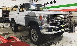 Ford Bronco Gets F-250 Super Duty "Facelift", Looks Insane