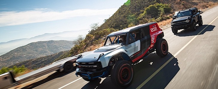 Bronco Outer Banks backs the Bronco R as it runs the 1,000-mile Baja race
