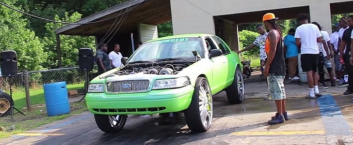 Ford Crown Victoria twin-turbo donk
