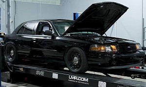Ford Crown Victoria P7B Police Interceptor Hits the Dyno, Lays Down 198 WHP