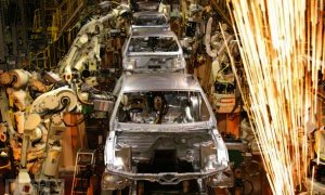 Ford Cuts 900 Jobs in Flat Rock