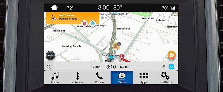 Ford vehicles' screen to display Waze information