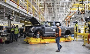 Ford F-150 Lightning Got His "OK-To-Buy" Status, Starts Shipping to Dealers