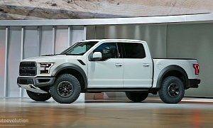 Ford F-150 Raptor Gets a SuperCrew Version in Detroit, Looks Awesome