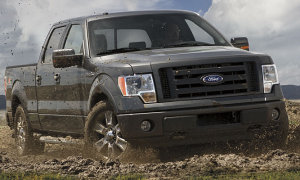 Ford F-150 Receives Motor Trend 2009 Truck of the Year Award