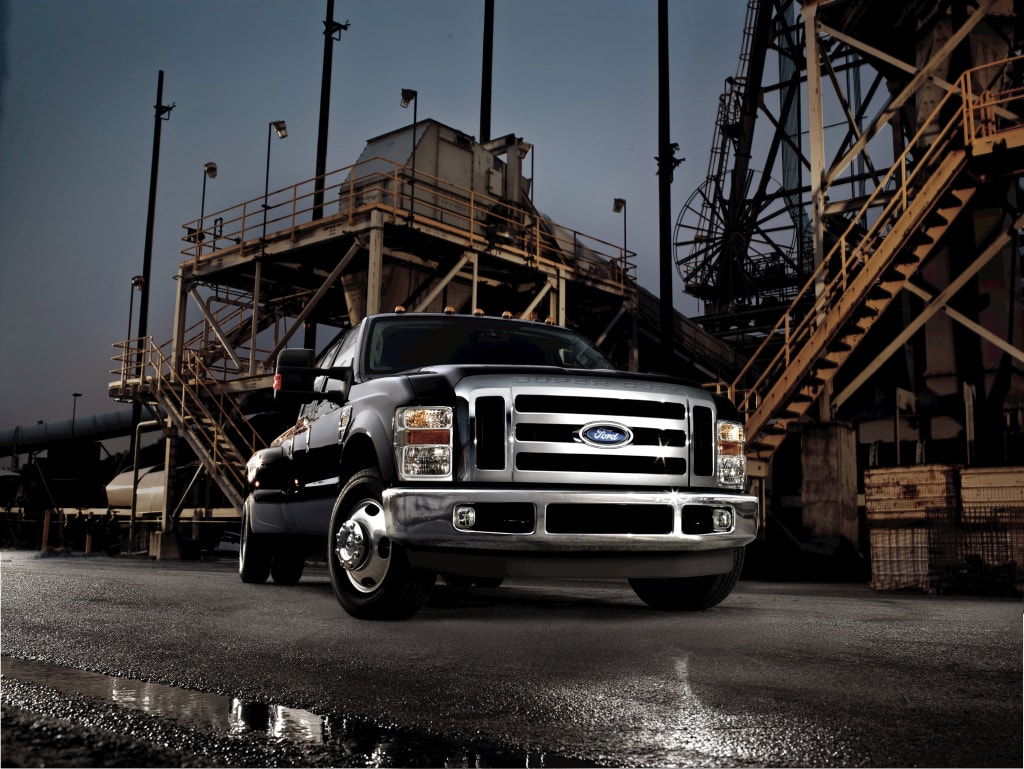 A big, mean machine with a touch of green, the Ford Super Duty