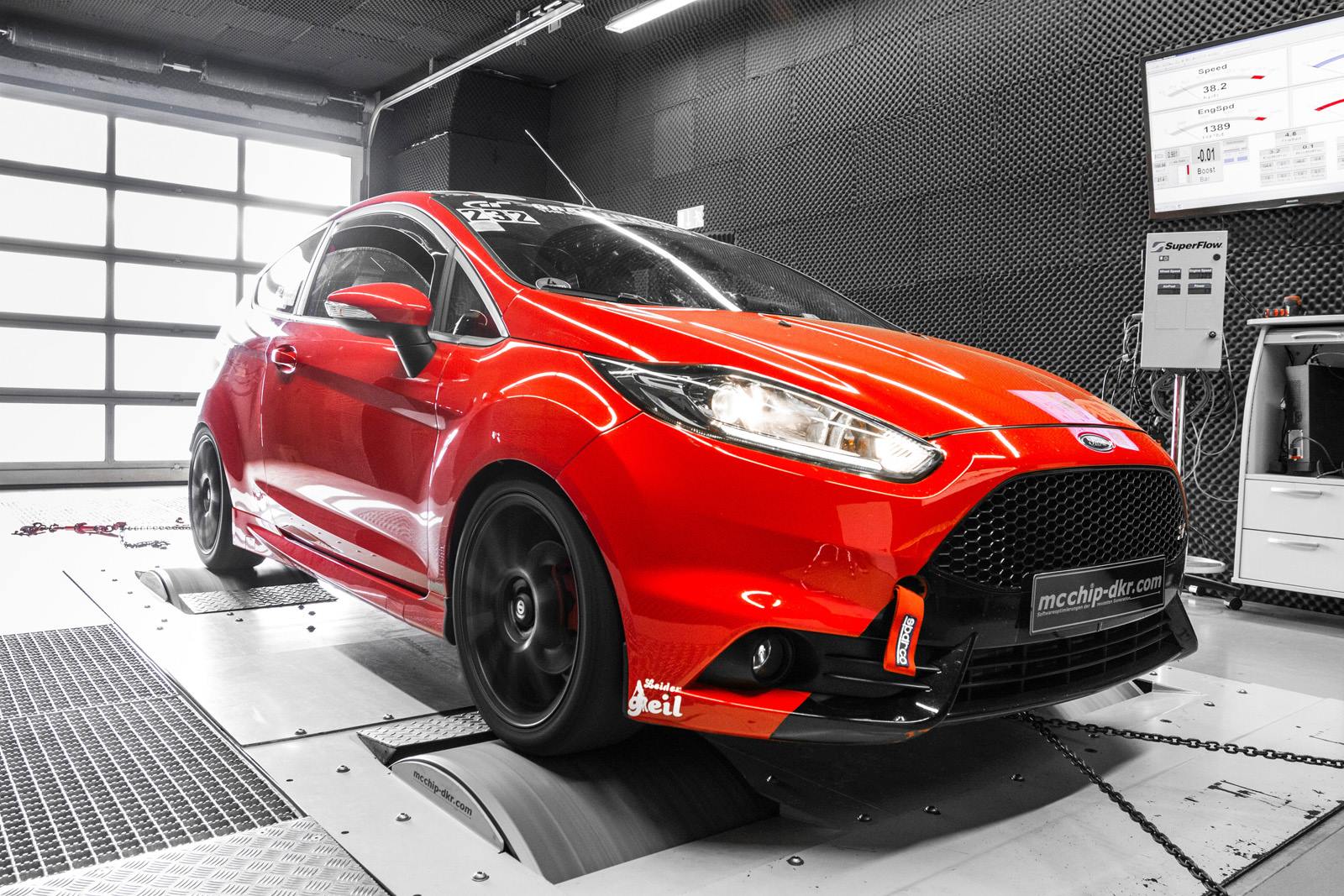 Ford Fiesta St 1 6 Liter Turbo Tuned To 266 Hp And 387 Nm Of Torque Autoevolution