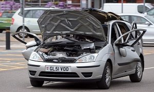 Ford Focus Roof Opened like a Tin Can by Air Freshener Explosion