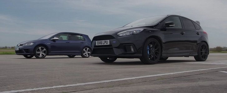 Ford Focus RS Drag Race Against Golf R Is Closer Than the Numbers Suggest