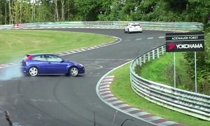 Ford Focus RS Goes Too Hot Hatch on the Nurburgring, Spins with Tons of Smoke