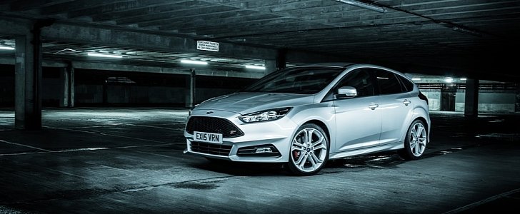 2015 Ford Focus ST by Mountune