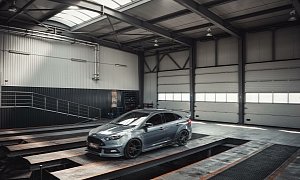 Ford Focus ST Sedan by SS Tuning Has an STI Wing