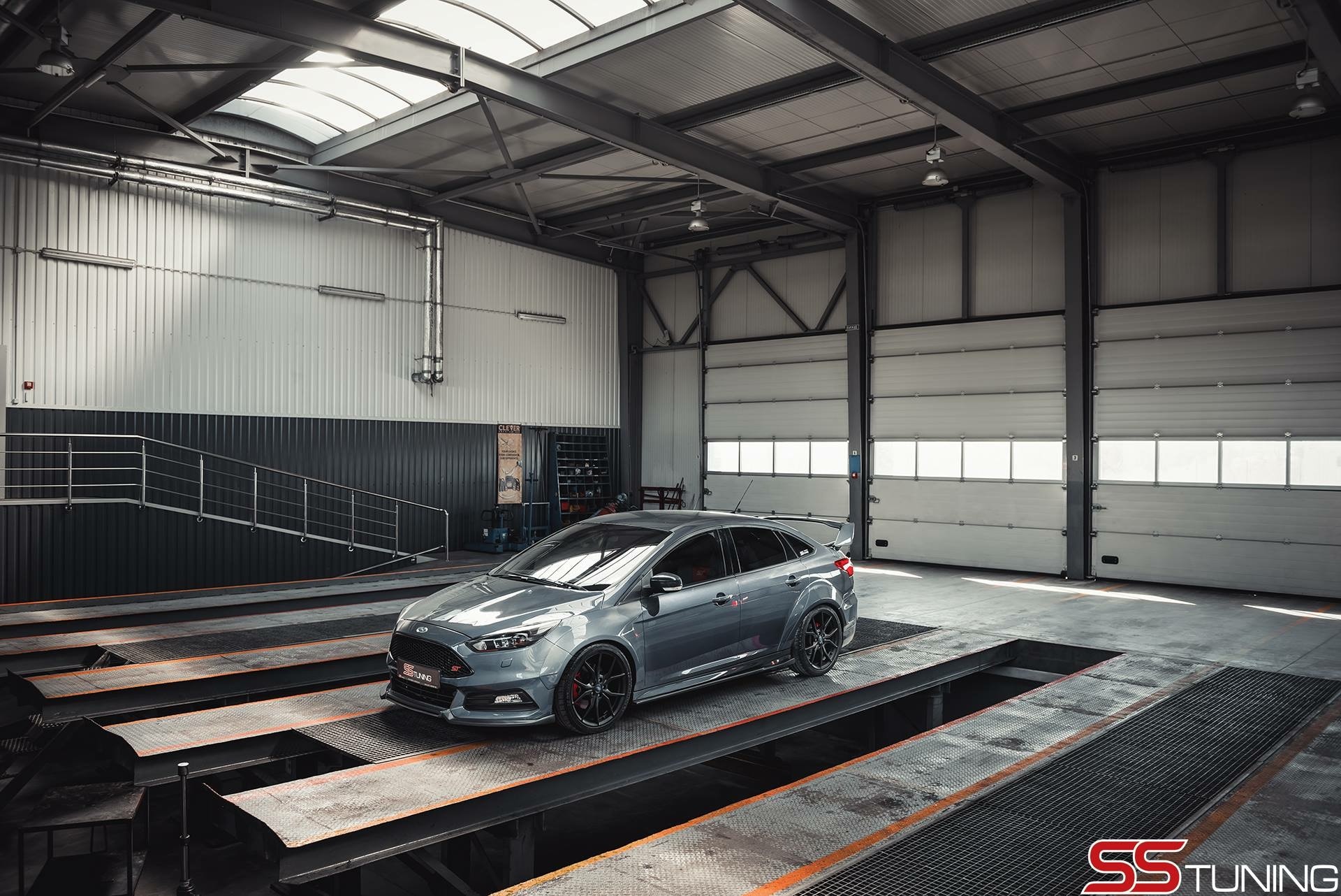 Ford Focus RS mk3 by SS-tuning 