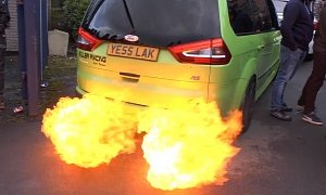Ford Galaxy with Focus RS 2.5L Engine Shoots Flames