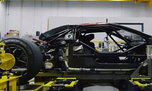 Ford GT Racecar Strips Naked for Testing, Looks Sexy as Hell