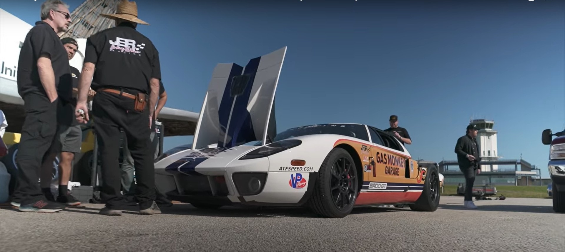 Ford GT Street Legal Daily Driver Blows Past 300 MPH on Space