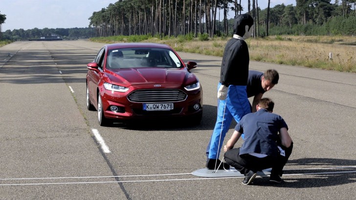 Ford Pre-Collision Assist with Pedestrian Detection System Demonstration