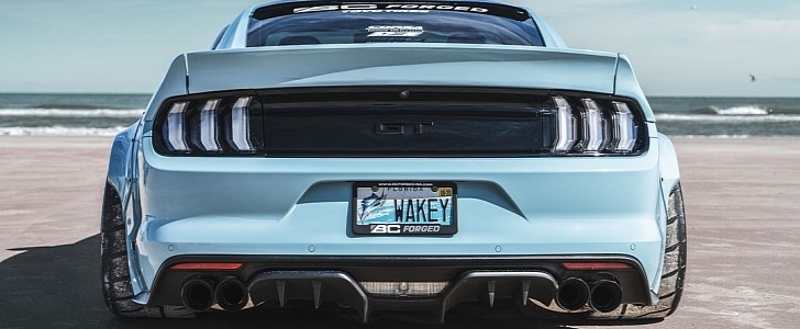 Ford Mustang Gt Blue Bomb Is A Nasty Twin Turbo 5 2 Stroker Autoevolution