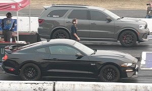 Ford Mustang GT Races Dodge Durango SRT, Muscle Car Needs to Hit the Tuning Gym