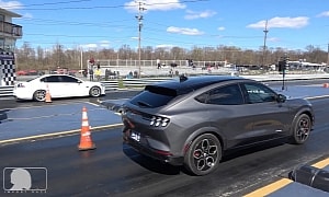 Ford Mustang Mach-E GT Drags Pontiac G8 GT, This Awkward Meeting Ends Unexpectedly