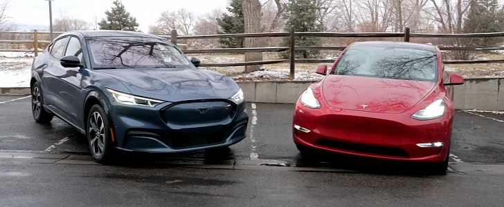 Ford Mustang Mach-E vs. Tesla Model Y: EV Rivals Are All About the Tech