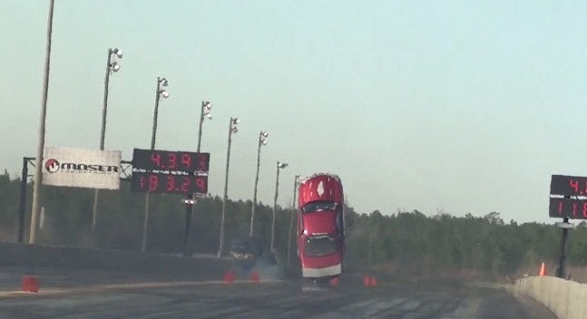 Ford Mustang drag race