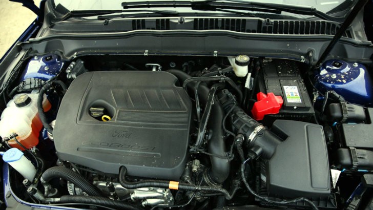 1.5 EcoBoost engine of a 2015 Ford Mondeo