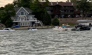 Ford Raptor, Jeep Wrangler Drive Into Water to Save Pavati Wakeboat, Duly Sink