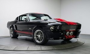 Ford Shelby GT500E Super Snake Is 482ci of Supercharged Fury, Signed by Carroll