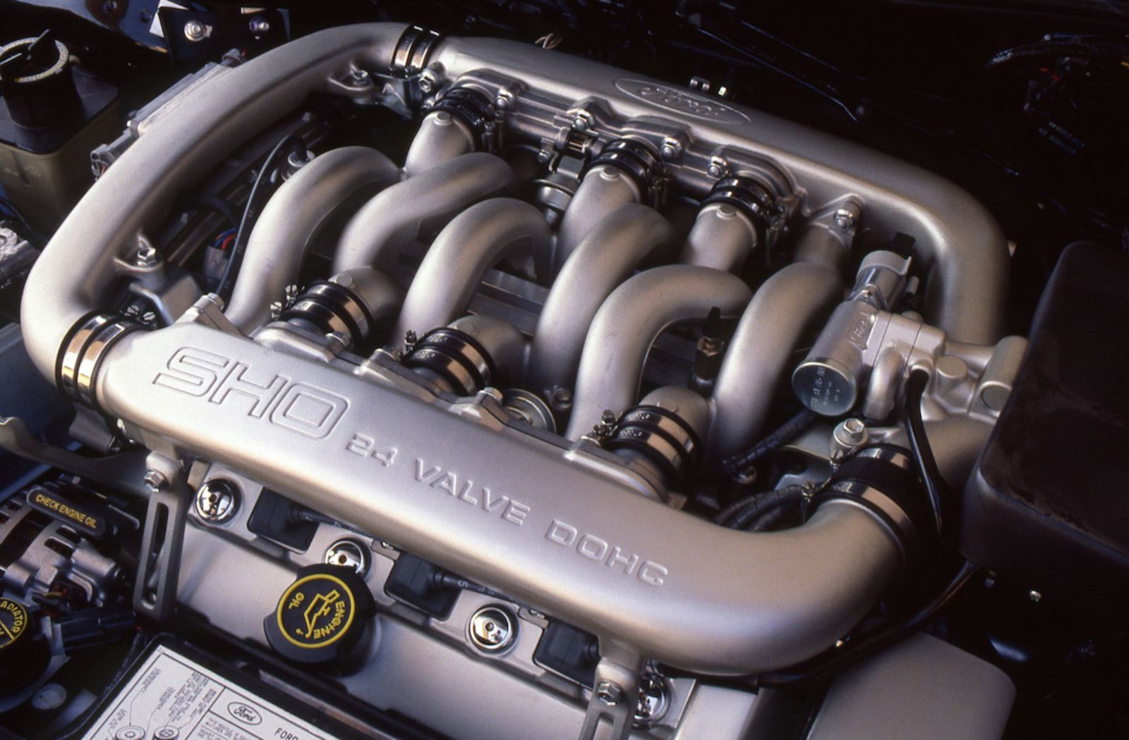 Ford SHO V8 engine - Wikipedia