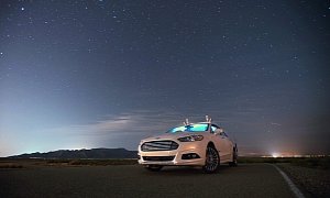 Ford Tests Autonomous Car in the Dark with No Lights On
