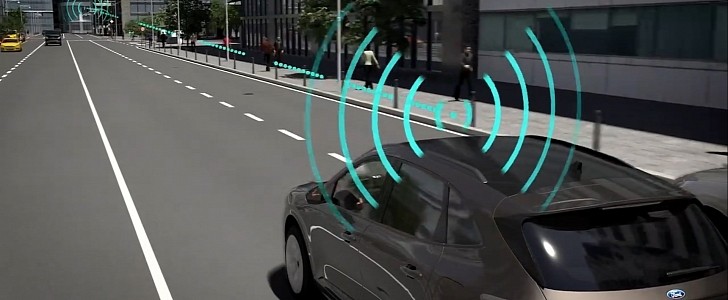 Ford tests connected traffic light technology in Germany