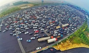 Forget About LA Traffic, This 50-Lane-Wide Expressway in Beijing Is a Nightmare