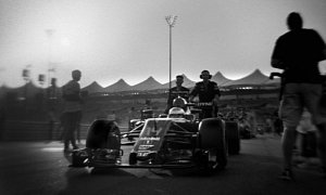 Formula One Shot with a 1913 Camera Looks Otherworldly