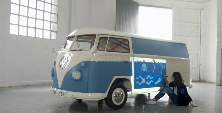 Four Volkswagen Transporter T1 Get Art Wrapped for Pull & Bear Challenge