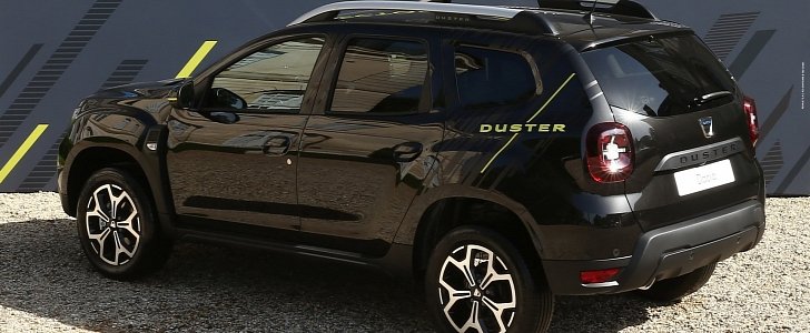 Dacia Duster Black Collector