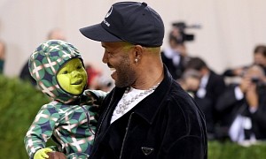 Frank Ocean’s Creepy, Green Robot Baby at the 2021 MET Gala Was a Whole Mood
