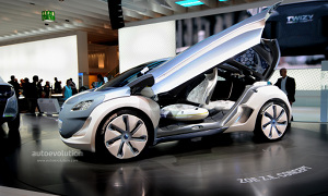 Frankfurt Auto Show: Renault Zoe ZE Concept <span>· Live Photos</span>