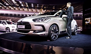French Car Market Down 17.8% in December 2011