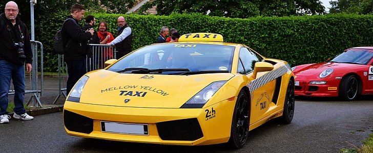 Lamborghini Gallardo taxi