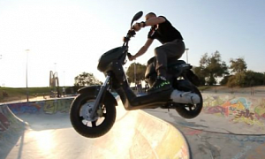 Scooter Ride in Skatepark is Wild <span>· Video</span>