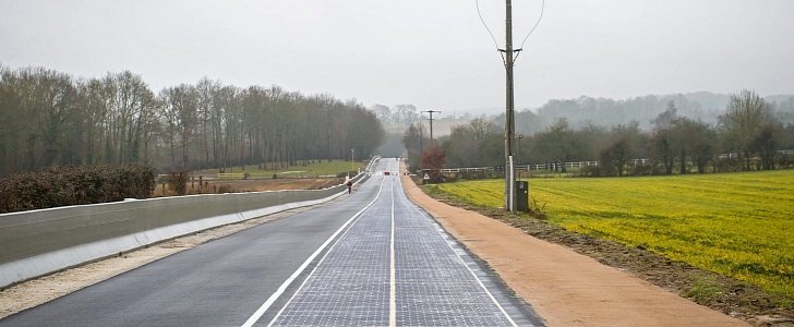 Solar road in French village