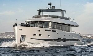 "Fresh" Iguazu Yacht Has To Be the Deal of the Century! Absolutely Perfect at Just $2.8M