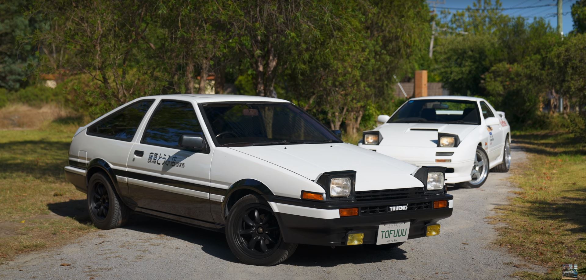 Initial D To Real Life Aussie Man Drives Toyota Corolla Ae86 And Mazda Rx 7 Fc Autoevolution
