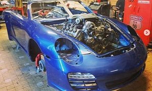 Front-Engined Porsche 911 Looks Brutal with a HEMI In Its Nose