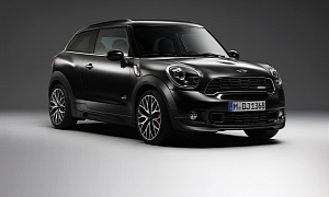 Frozen Black Metallic Paint Now Available for MINI Countryman and Paceman