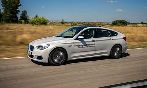 Fuel-Cell BMW Sedan Coming to the Market After 2020